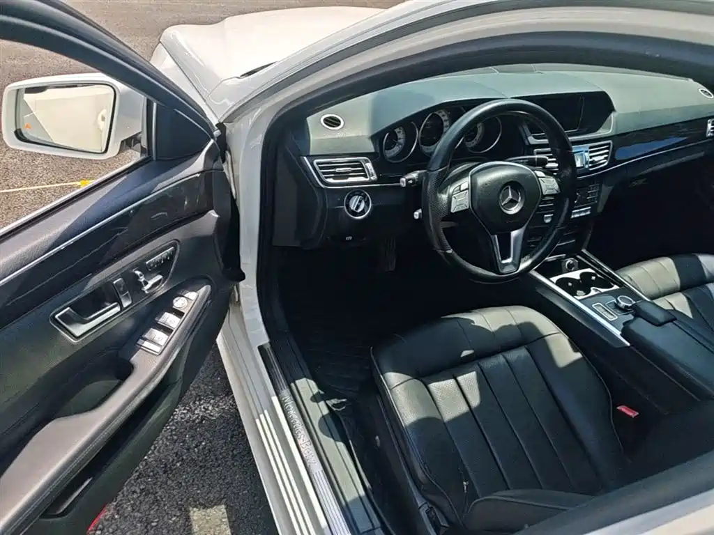 Mercedes-Benz E-Class 2015 Facelift E 260 L Sport Fashion фото 16