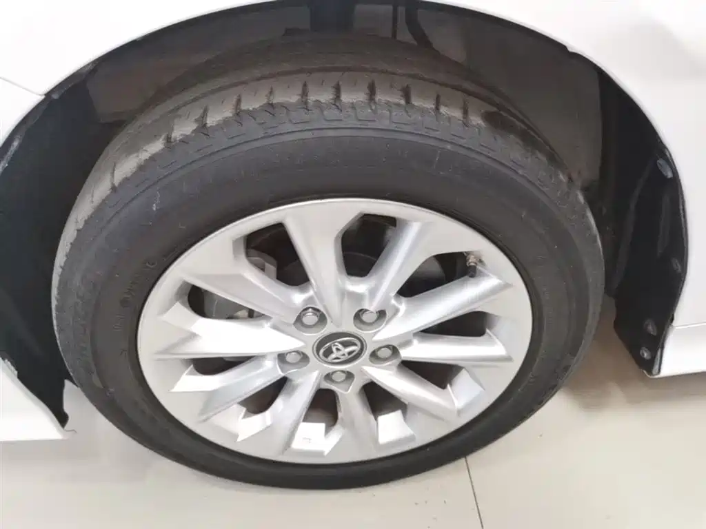 Toyota Corolla 2021 1.2T S-CVT Elite PLUS Edition фото 23