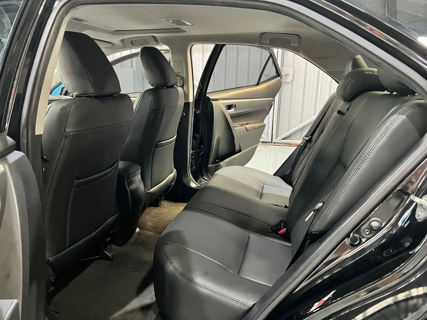 Toyota Levin 2017 Facelift 185T CVT Elite (China V) фото 6