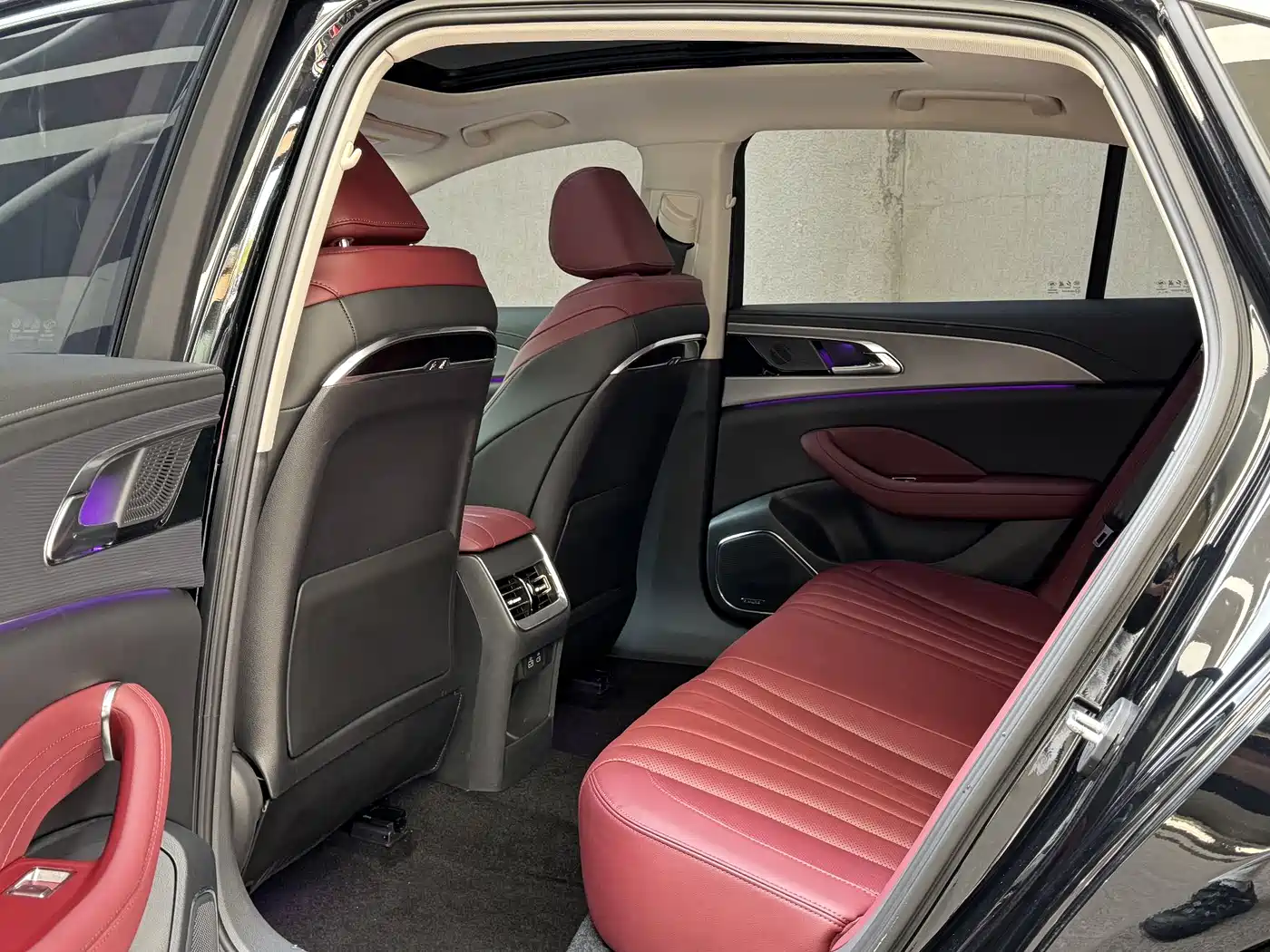 Hongqi H5 2023 2.0T Auto Smart Connect Flag Comfort фото 11