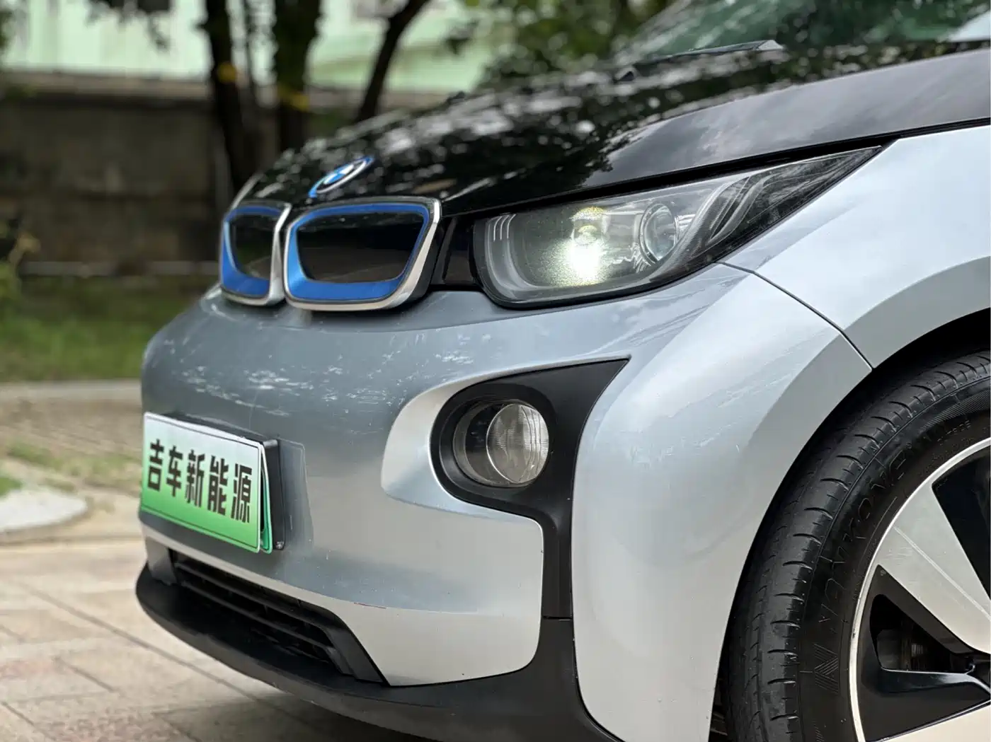 Photo 4 - BMW i3 (Import)