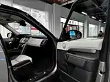 Photo 9 - Land Rover Discovery