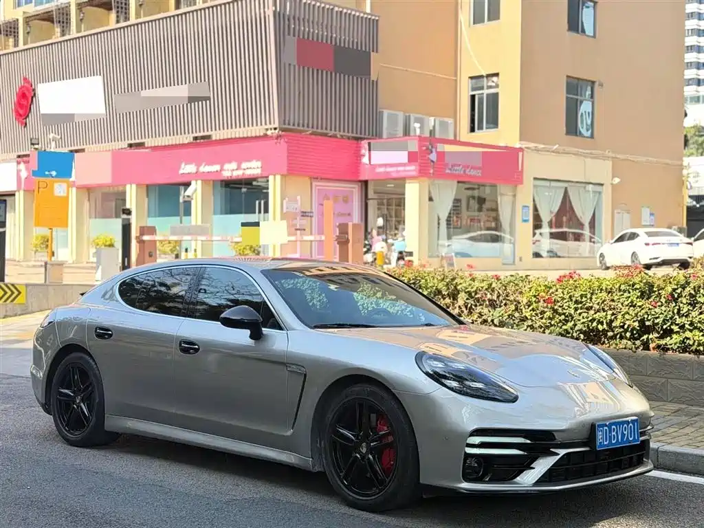 Porsche Panamera 2010 Panamera 3.6L фото 3