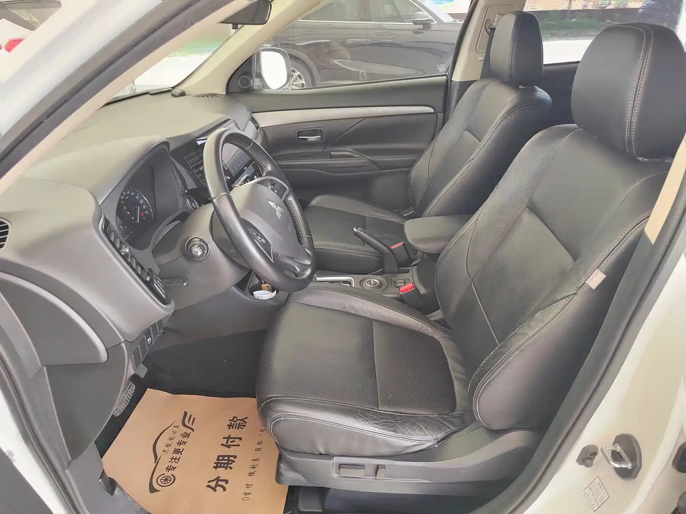Mitsubishi Outlander (Import) 2013 2014 2.4L 4WD Luxury Value Edition 5-seater