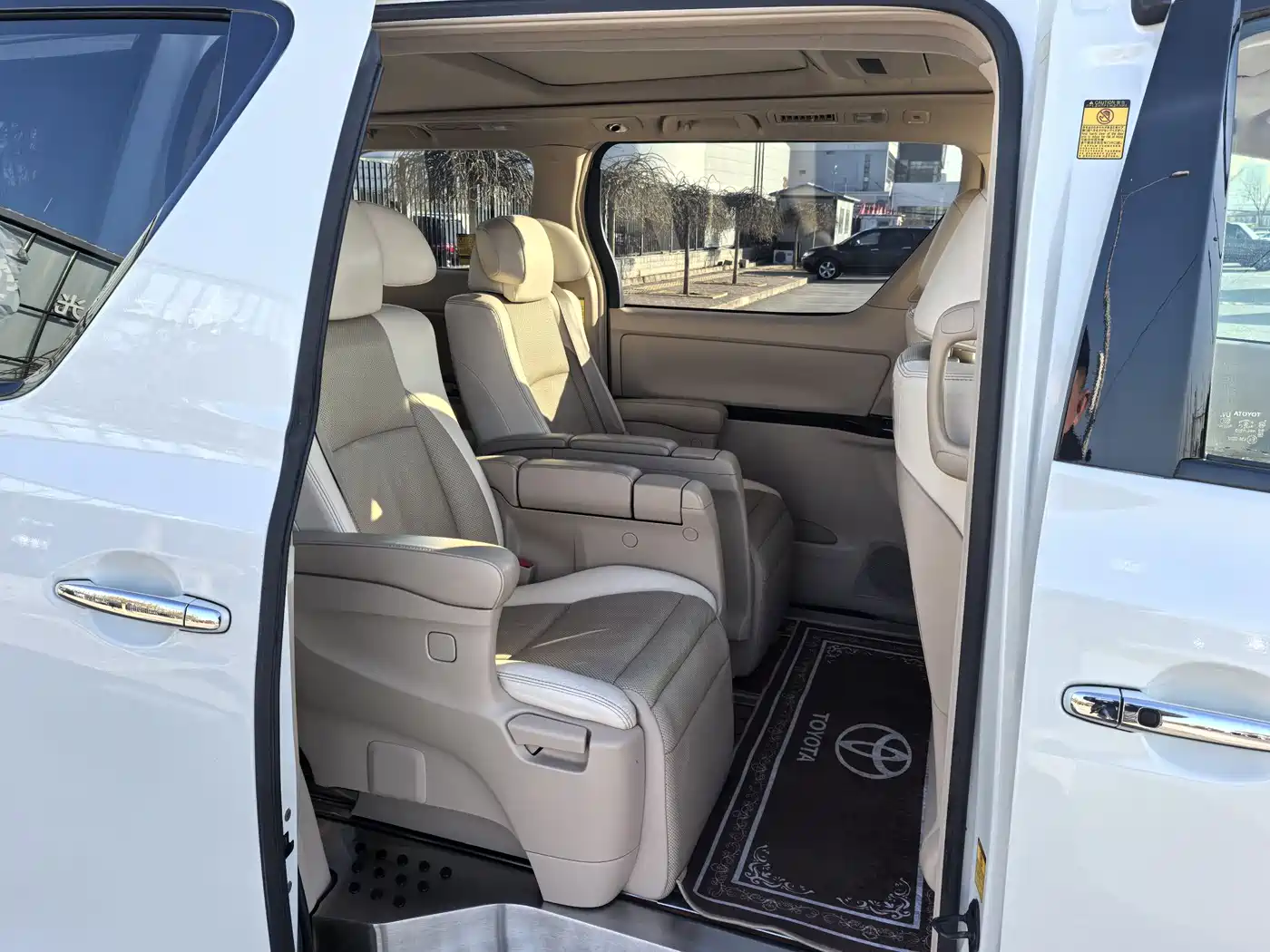 Toyota Alphard 2012 3.5L Premium Edition фото 13