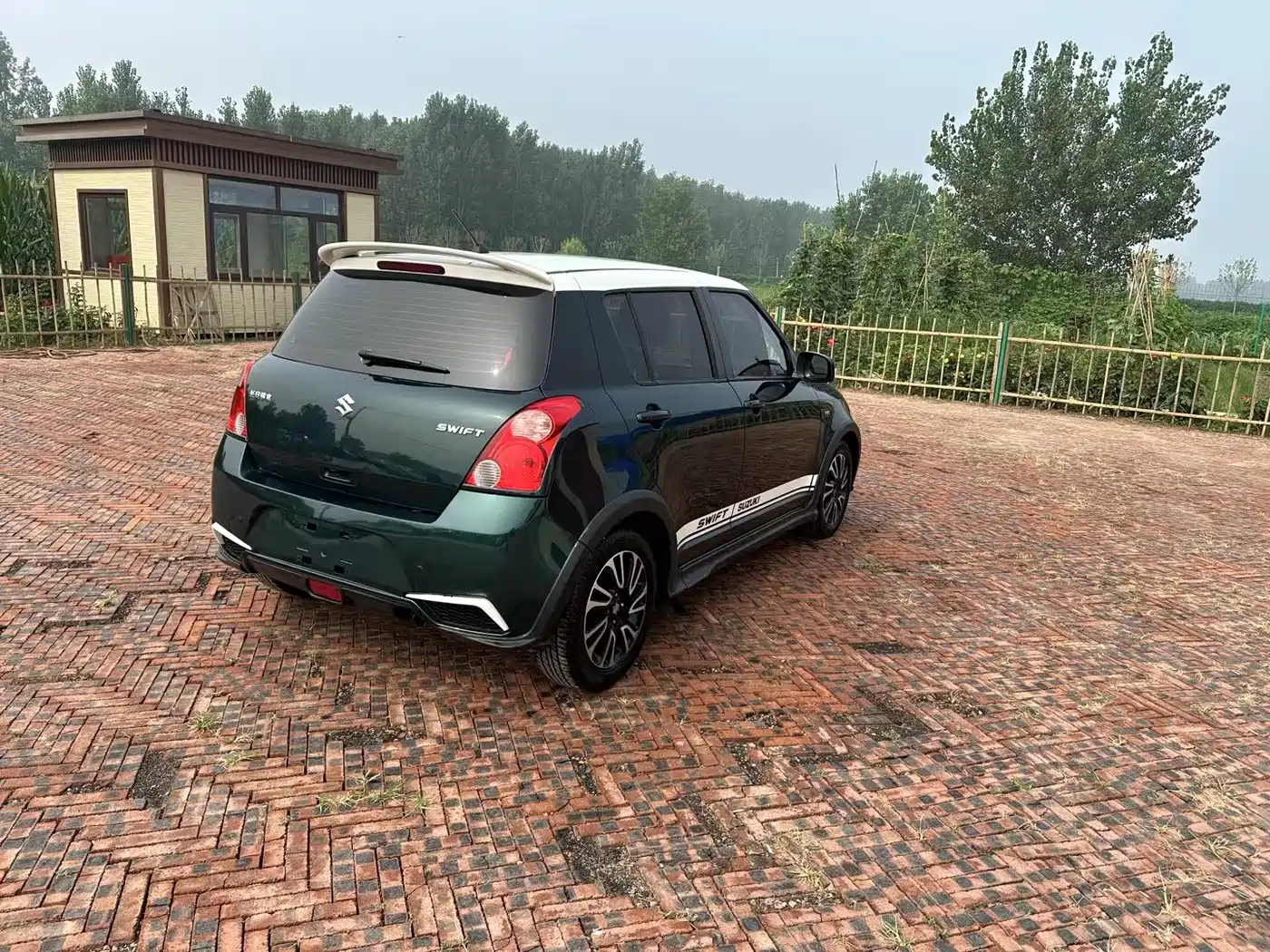 Suzuki Swift 2018 2016 1.5L Automatic Fashion Cool Edition