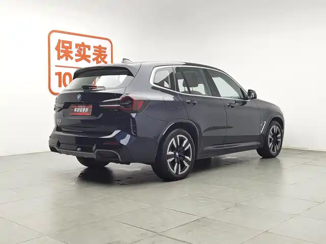 BMW iX3 2022 Facelift Leading Model — фото 2