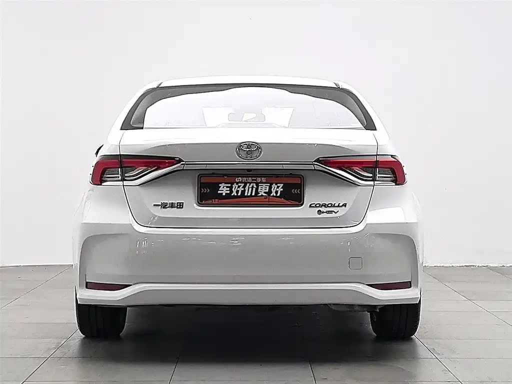 Toyota Corolla 2024 Model 1.8L Smart Hybrid Elite Edition фото 4