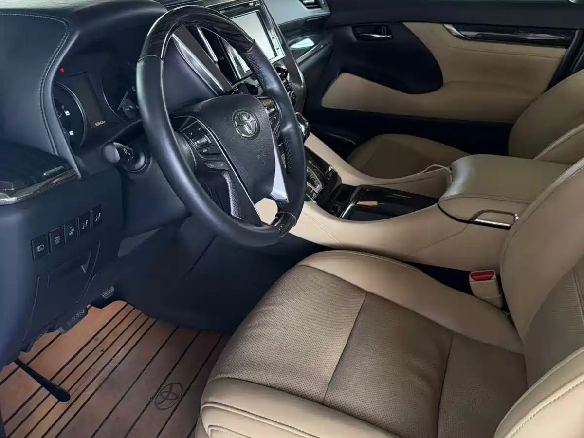 Toyota Alphard 2015 3.5L Premium Edition фото 3