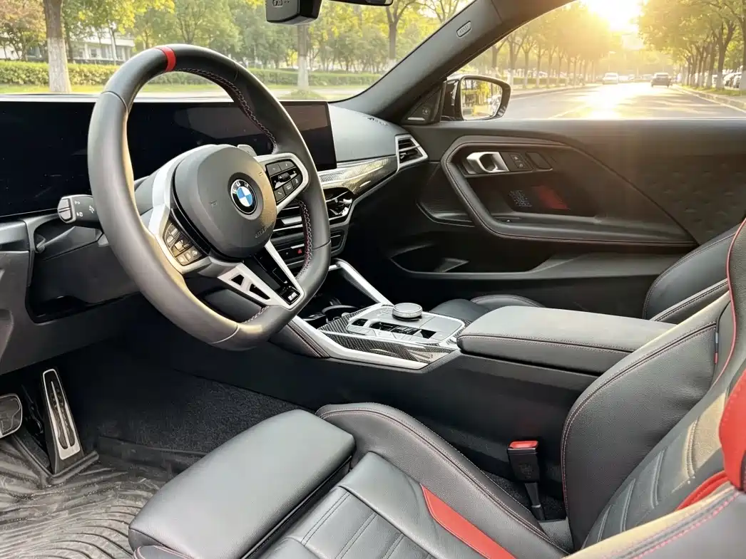 BMW M240i 2025 M240i xDrive фото 18