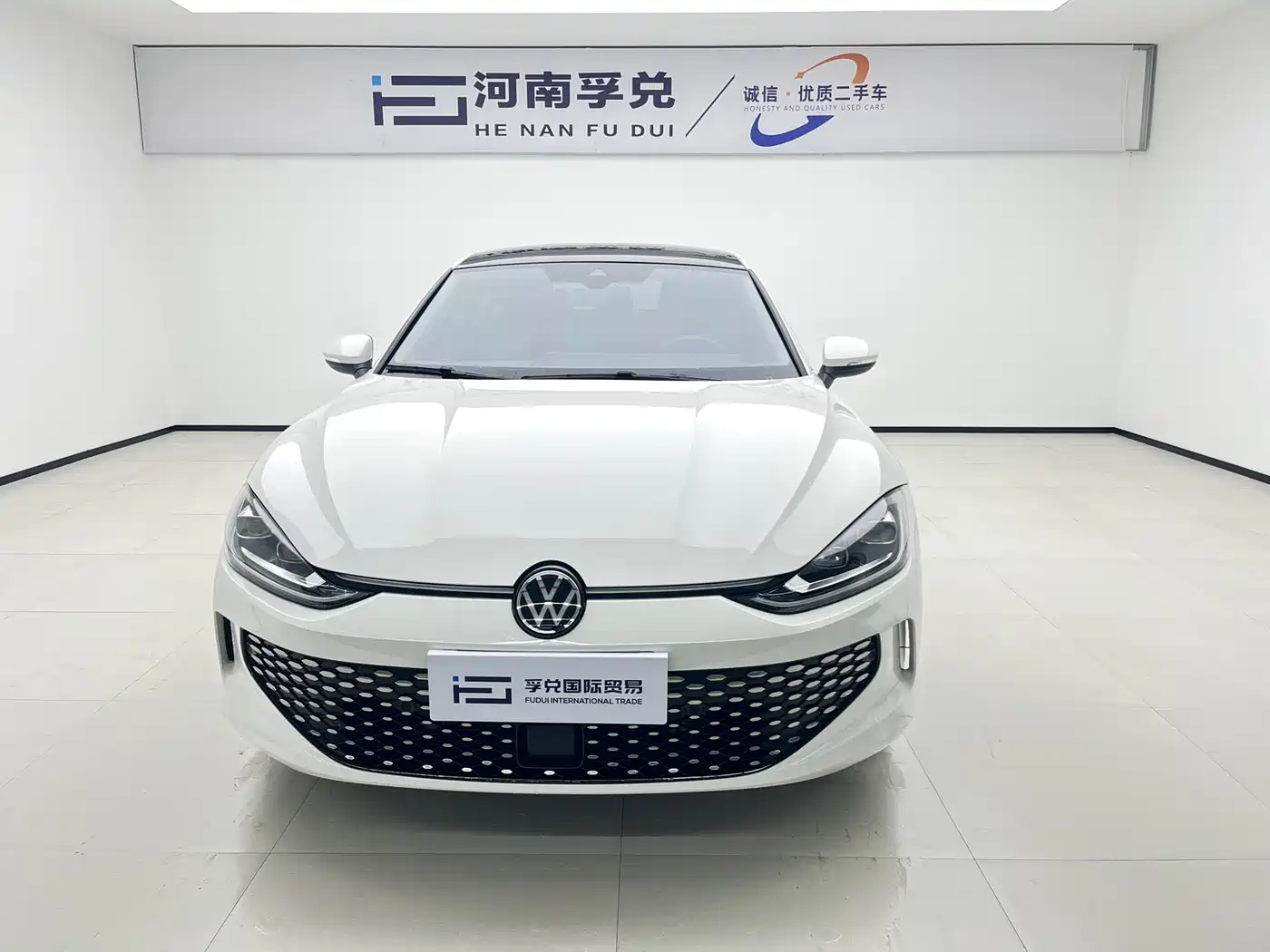 Volkswagen Lamando 2022 Lamando L 280TSI DSG Cool Edition фото 2