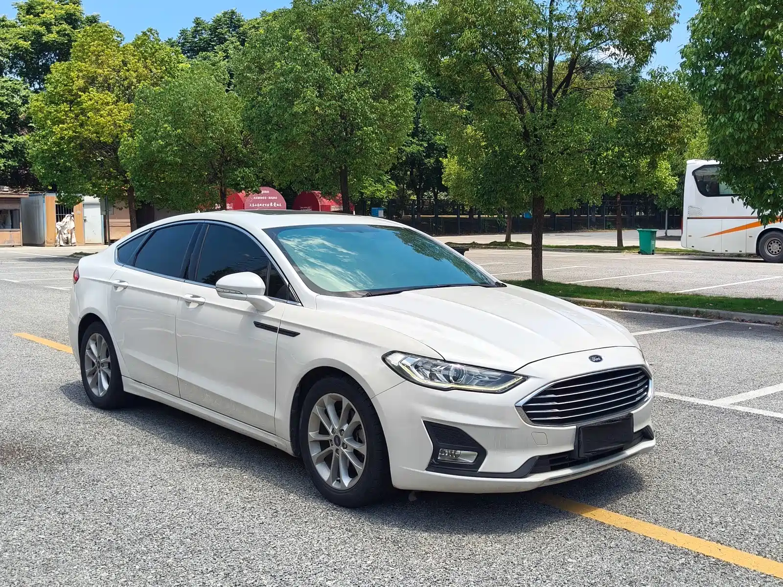 Фото 3 - Ford Mondeo