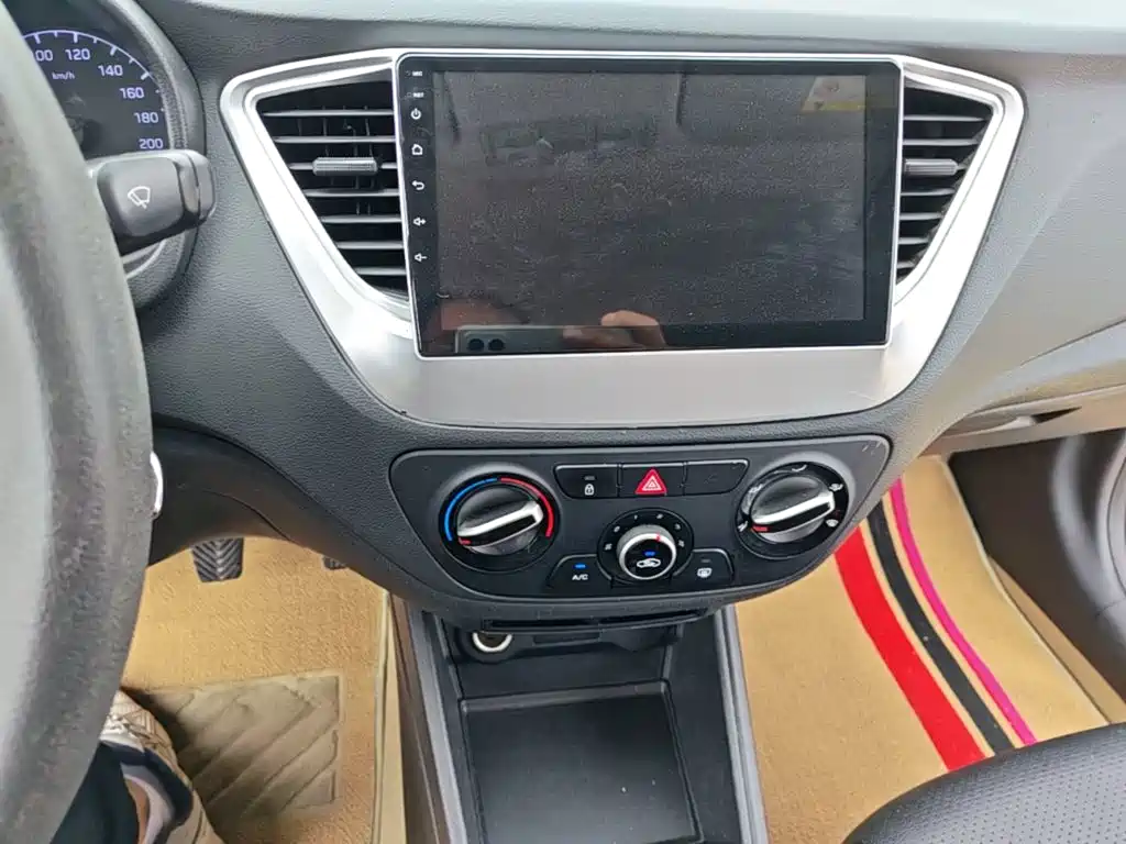 Hyundai Verna 2019 2016 1.4L Manual Cool Edition GLS
