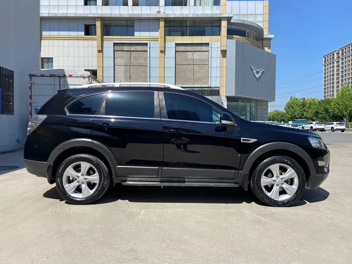 Chevrolet Captiva 2013 2.4L 2WD Urban Edition 7-seater фото 6