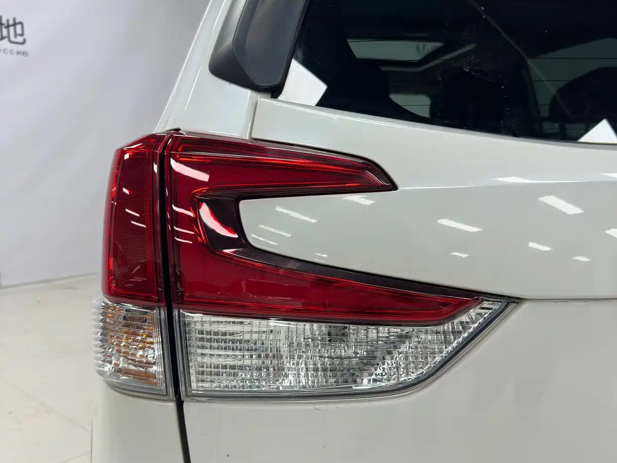 Subaru Forester 2022 2.0i AWD Luxury Edition фото 9