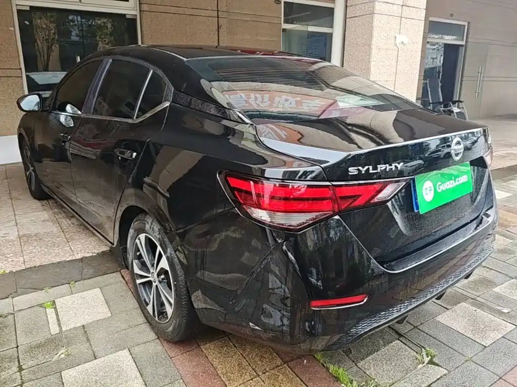 Nissan SYLPHY, миниатюра 5