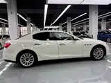 Photo 4 - Maserati Ghibli