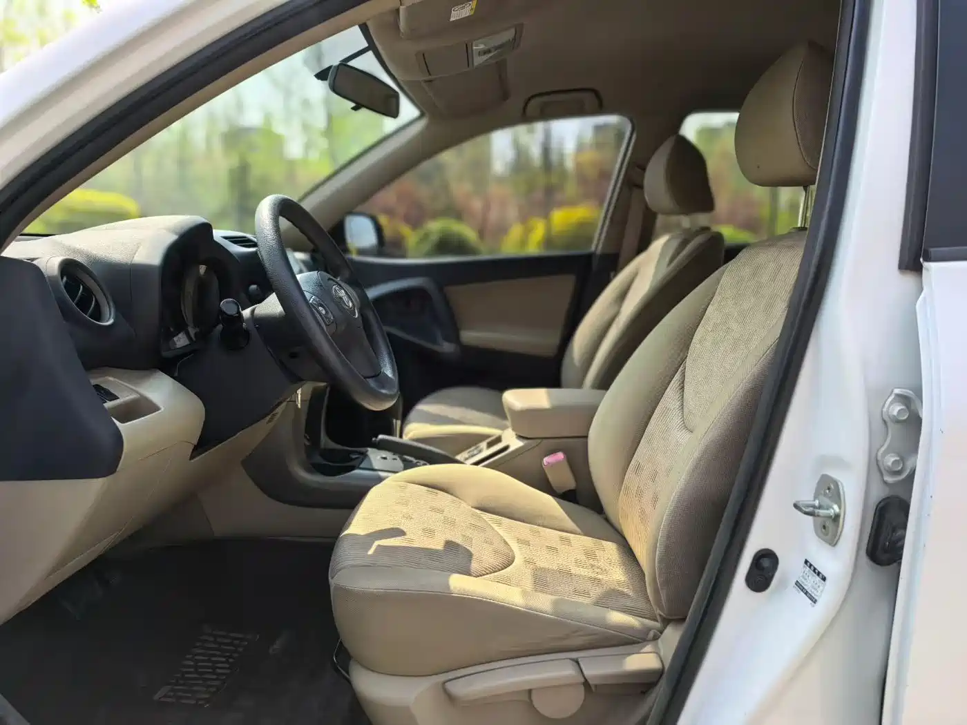 Toyota RAV4 Rongfang 2013 Special Edition 2.0L Auto Classic фото 7