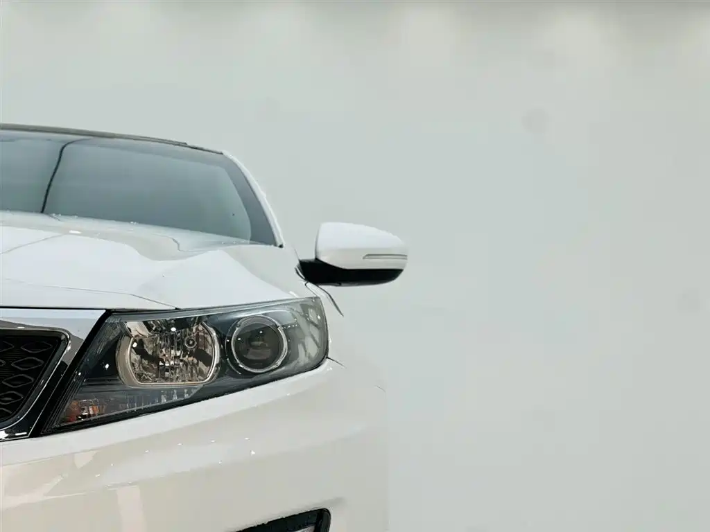 Kia K5 2011 2.0L Automatic DLX фото 10