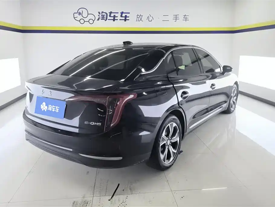 Hongqi E-QM5 2021 Ride-hailing Charging Basic Edition 5-seater фото 3