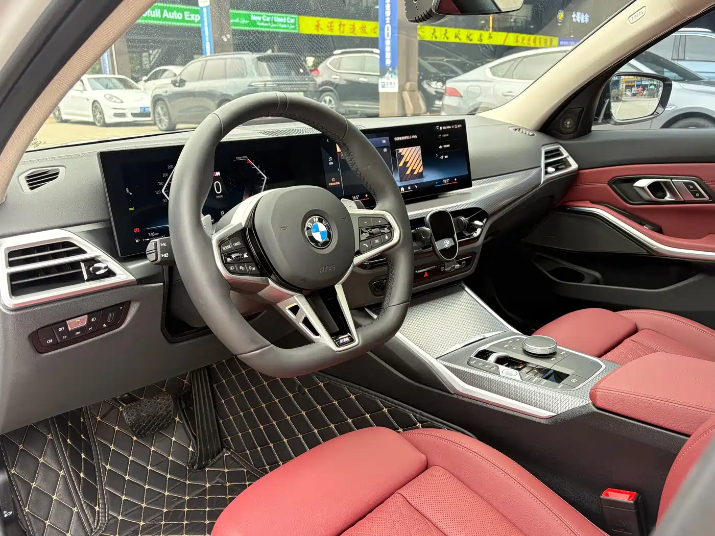 BMW 3 Series 2025 330Li M Sport Night Edition фото 10
