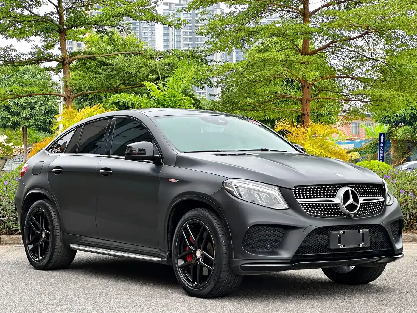 Mercedes-Benz GLE Coupe 2015 GLE 450 AMG 4MATIC Coupe SUV фото 3