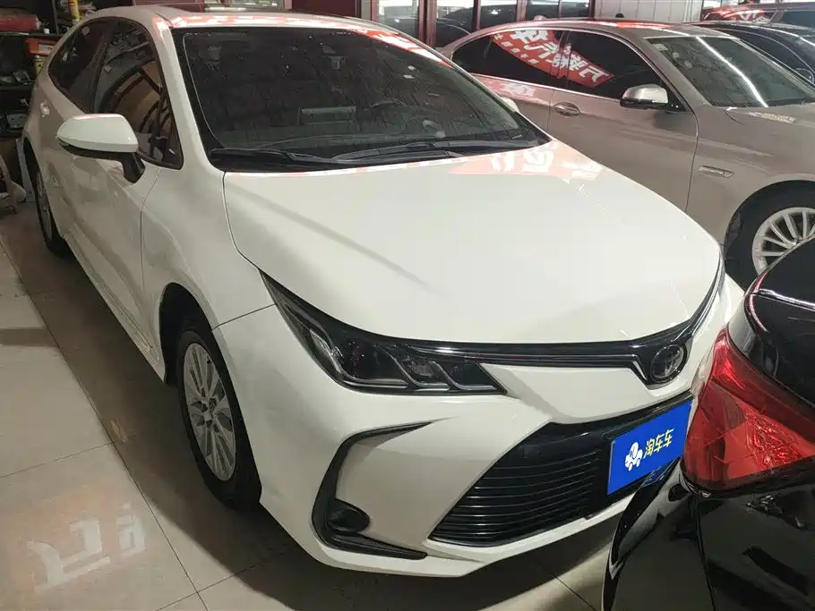Toyota Corolla 2019 1.2T S-CVT GL-i Elite Edition фото 2