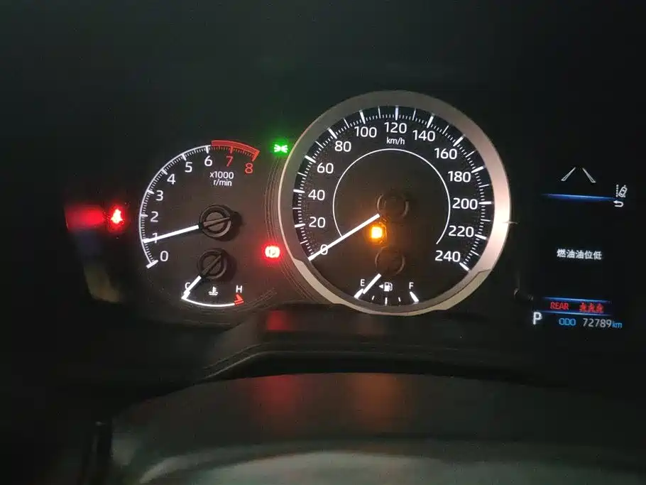 Toyota Corolla 2019 1.2T S-CVT GL-i Elite Edition фото 14