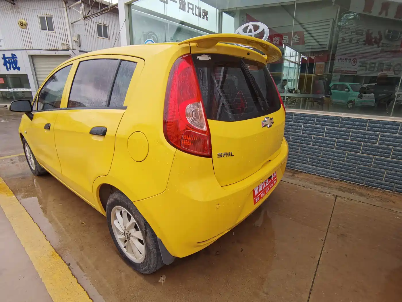 Chevrolet Sail 2010 Sedan 1.2L Manual Ideal Version фото 6