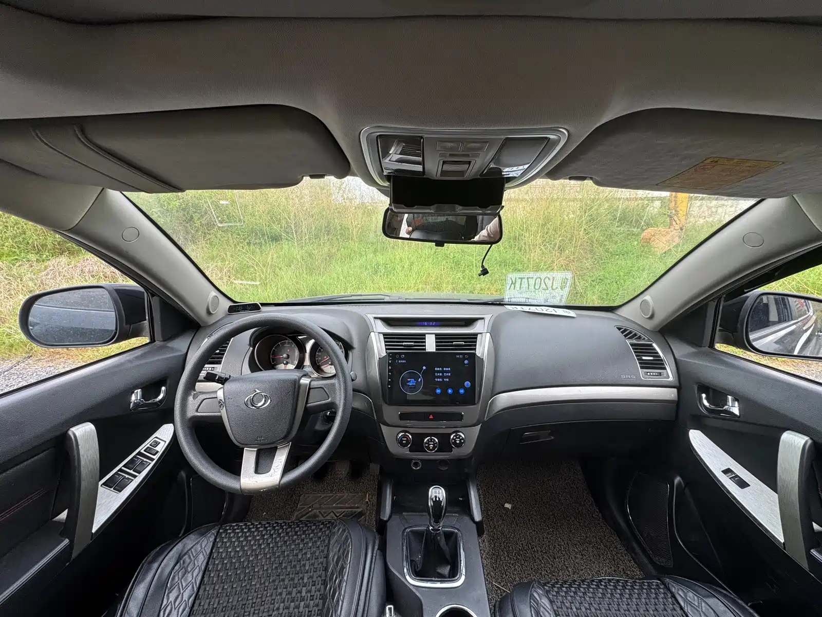 Фото 8 - Geely GX7