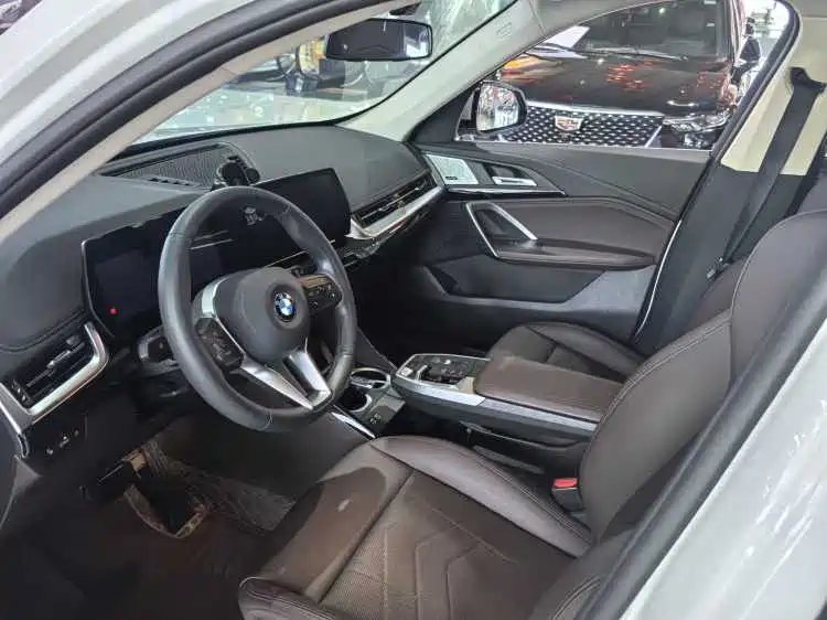 BMW X1 2023 sDrive25Li X Design Package фото 9