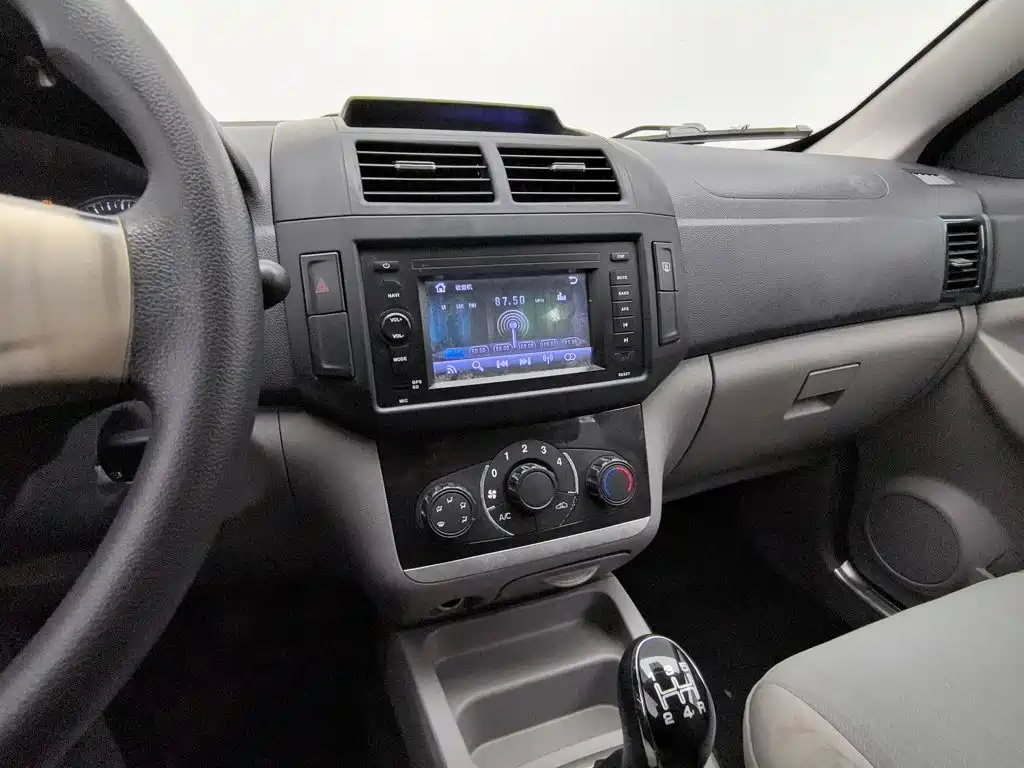 BAIC Weiwang M20 2014 2013 Model 1.5L Premium BJ415B
