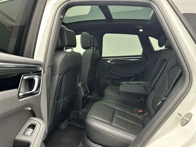 Porsche Macan 2022 Macan S 2.9T фото 16