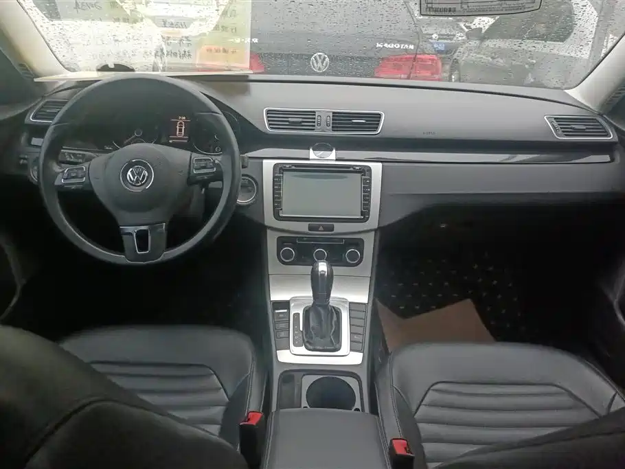 Volkswagen Magotan 2012 Facelift 1.8TSI Leading фото 12