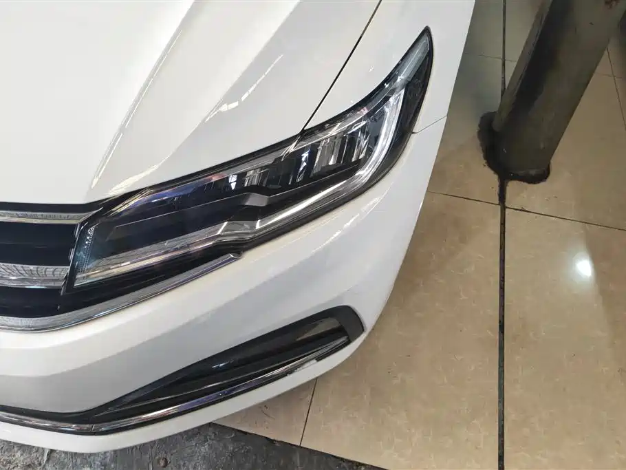 Volkswagen Bora 2019 1.5L Automatic Comfort Type фото 5