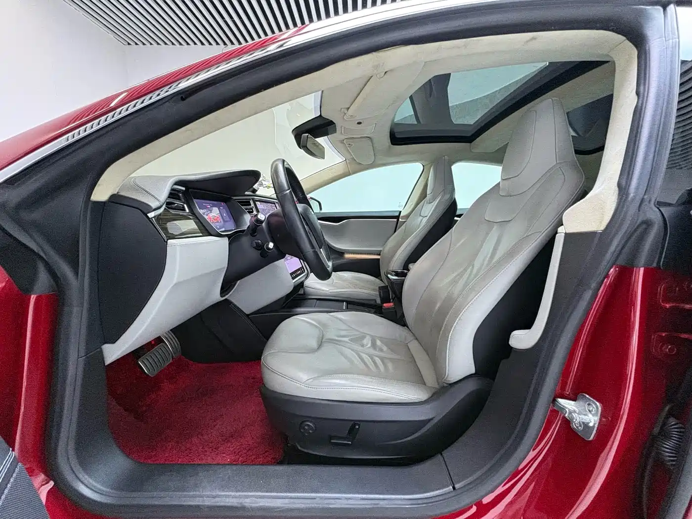 Фото 4 - Tesla Model S