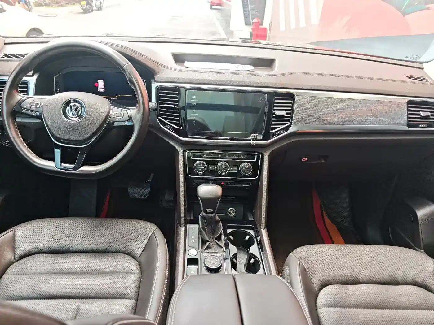 Volkswagen Teramont 2020 530 V6 AWD Luxury Edition China VI фото 4