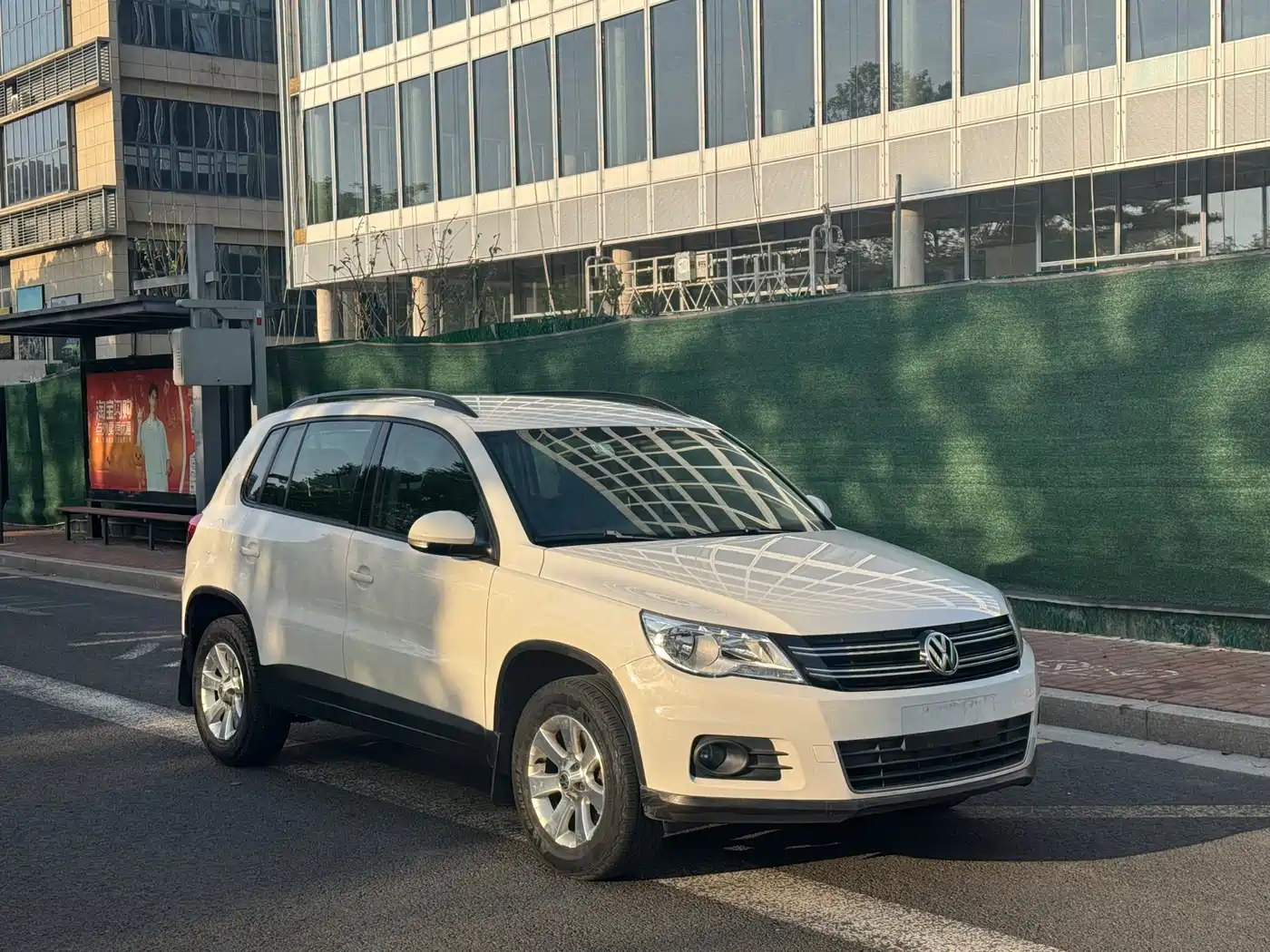Volkswagen Tiguan 2012 1.8TSI Automatic 2WD Trend Edition фото 3