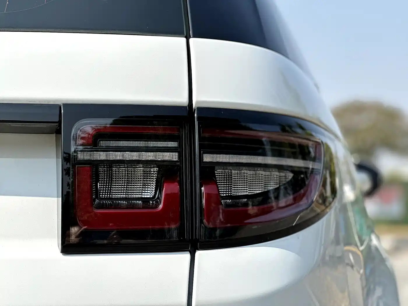 Land Rover Discovery Sport 2023 249PS R-Dynamic S Performance Version фото 25