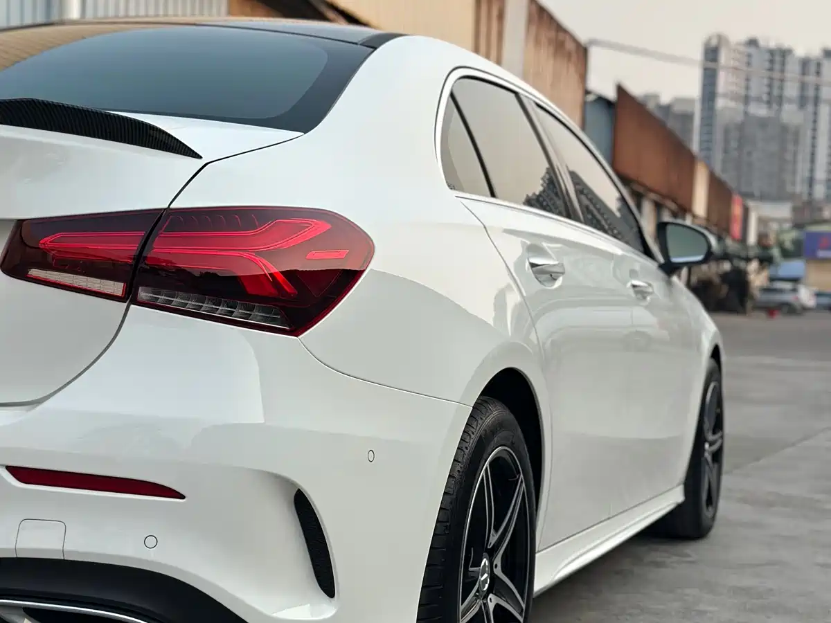 Mercedes-Benz A-Class 2021 A 200 L Sport Sedan Fashion Edition фото 25