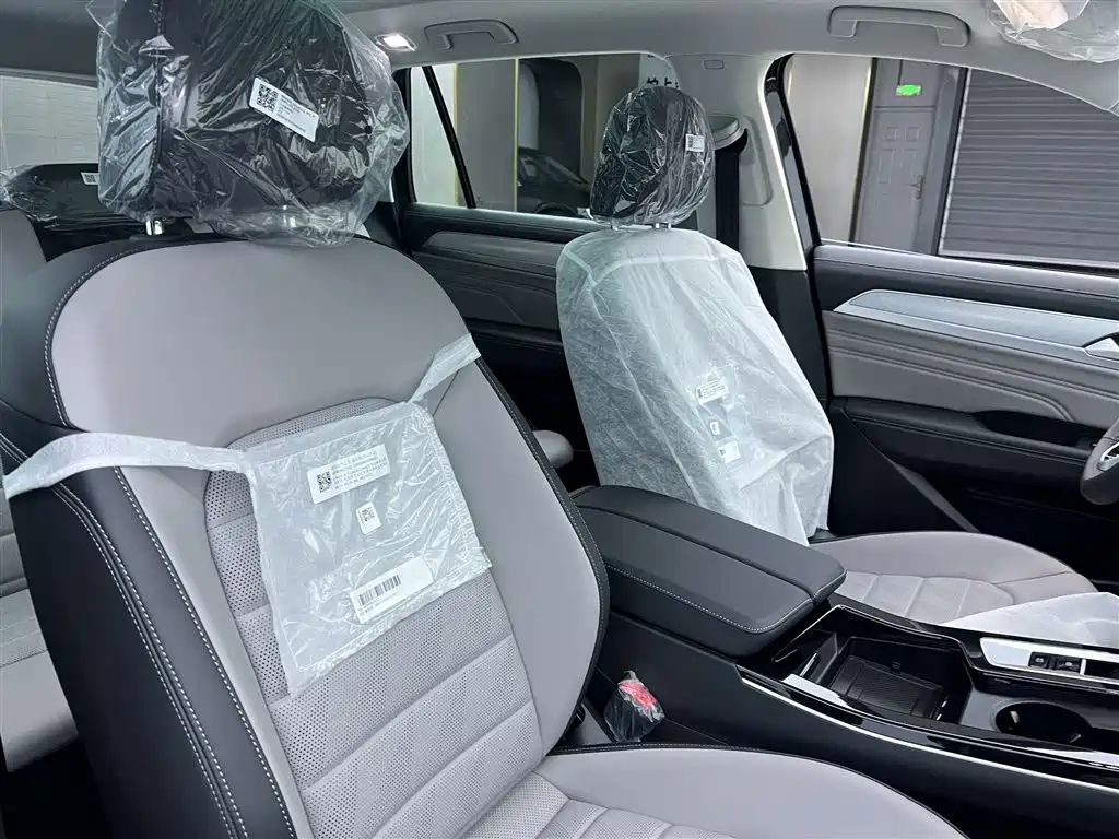 Volkswagen Talagon 2025 330TSI Luxury Cruise Public Edition фото 28