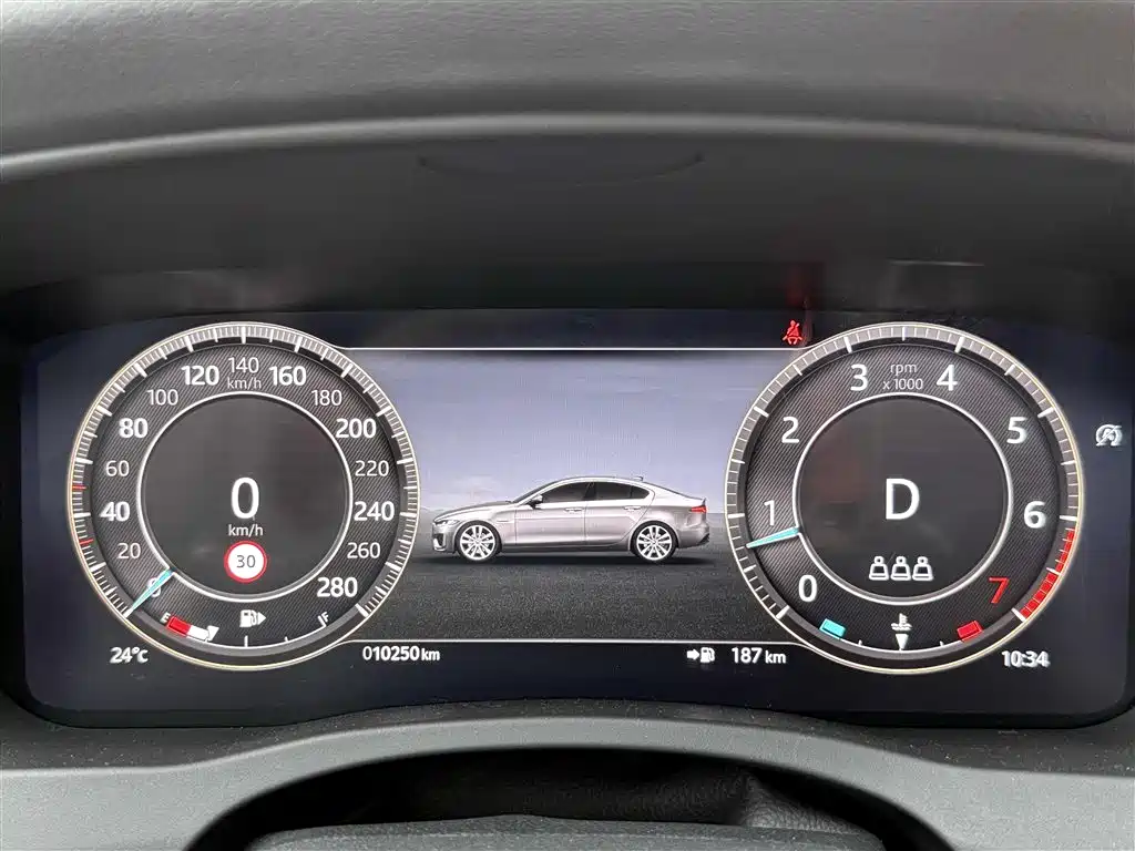 Jaguar XEL 2024 Model 2.0T 250PS R-DYNAMIC S Gloss Black Sport Edition фото 30