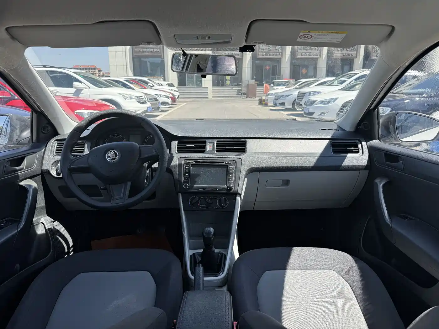 Škoda Rapid 2016 1.4L Manual Forward Edition фото 5