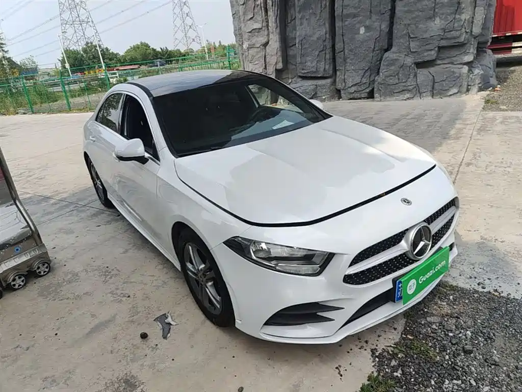MERCEDES-BENZ CLASS A