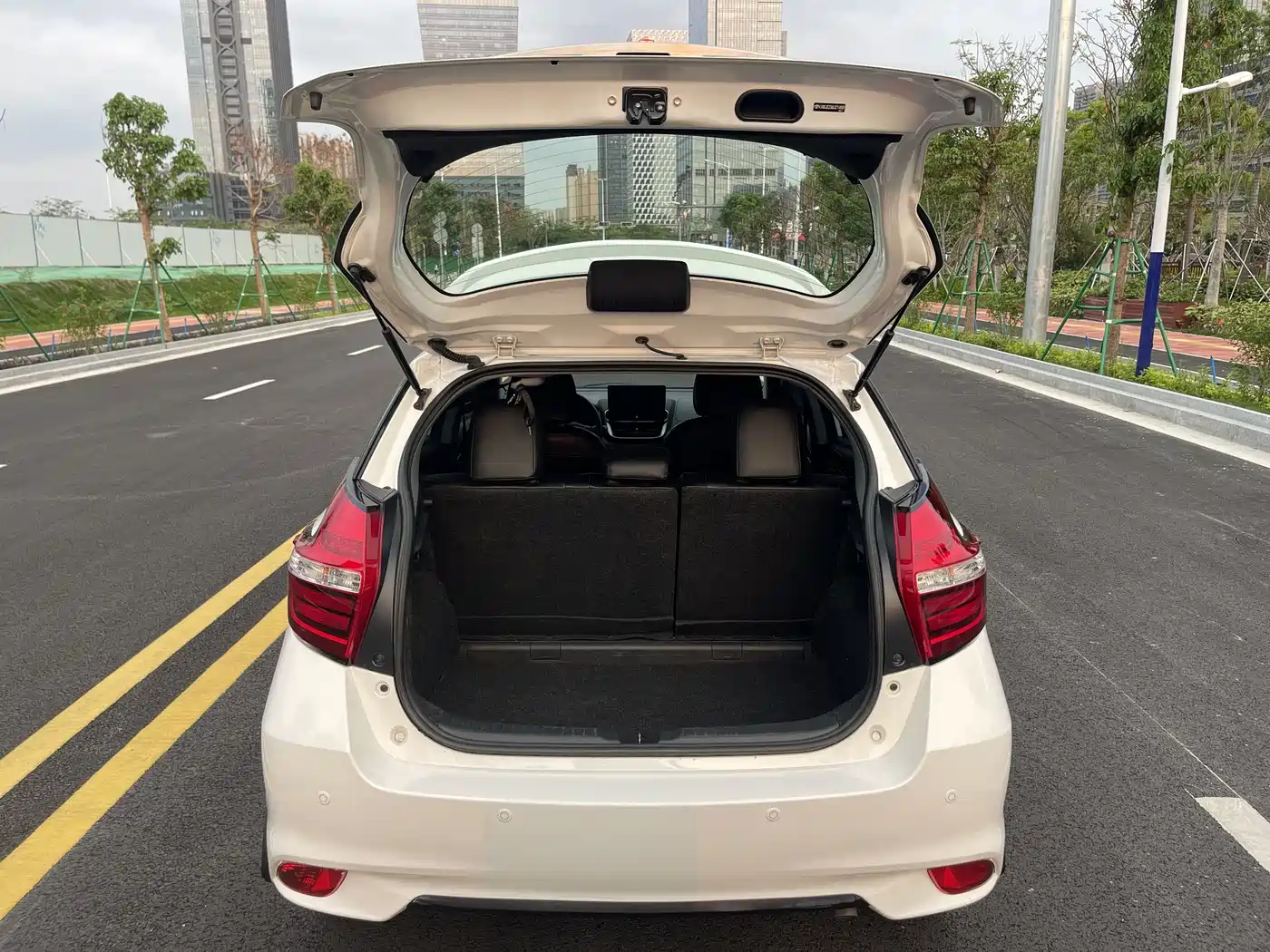 Toyota YARiS L Zhi Xuan 2020 1.5L CVT Leading Edition фото 18