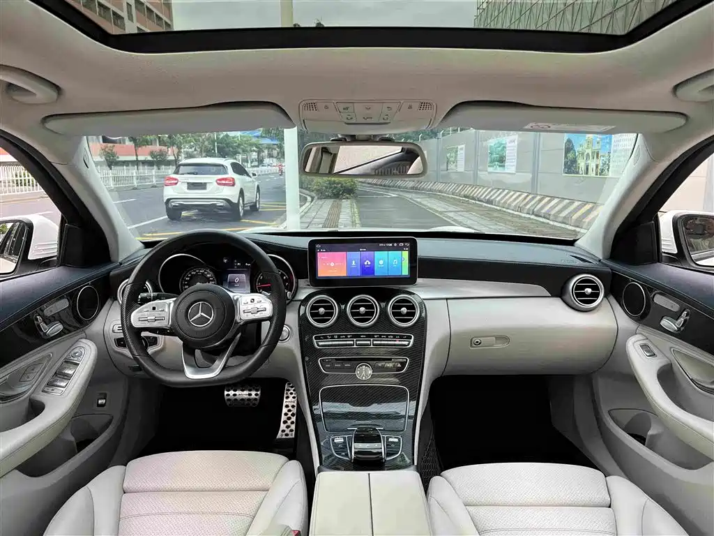 Фото 12 - Mercedes-Benz C-Class