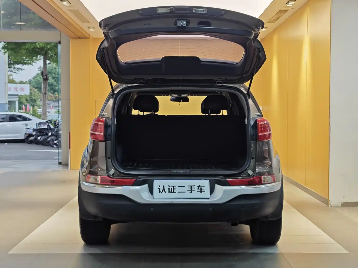 Kia Sportage 2014 2.0L Manual 2WD GLS Edition фото 26