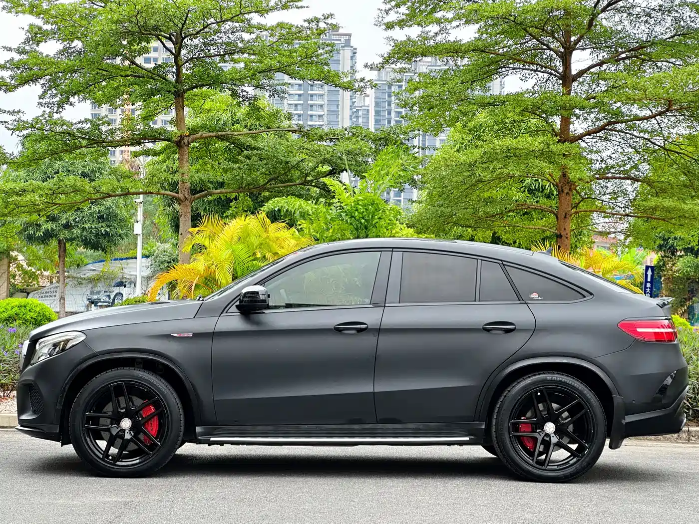 Mercedes-Benz GLE Coupe 2015 GLE 450 AMG 4MATIC Coupe SUV фото 4
