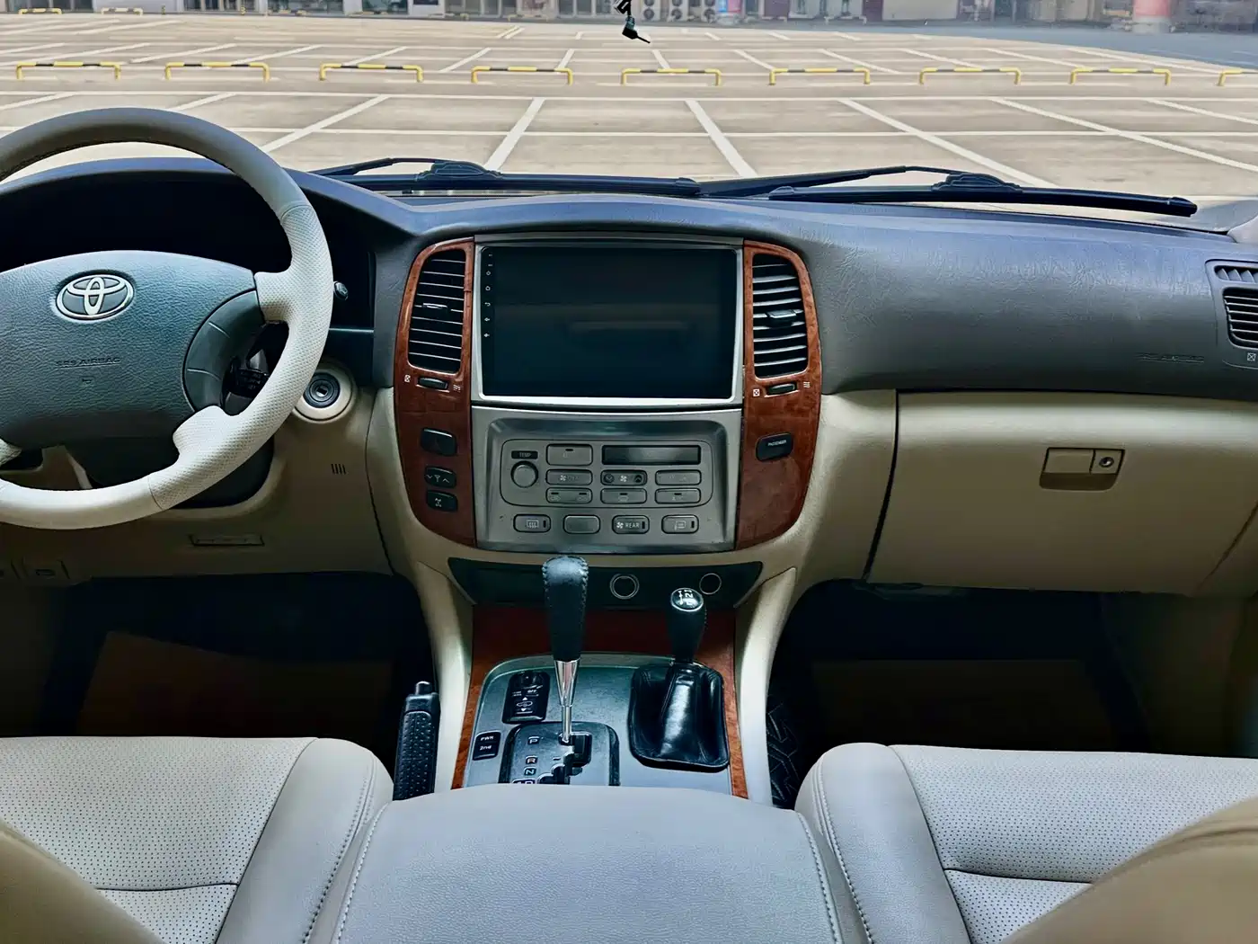 Toyota Land Cruiser фото 9