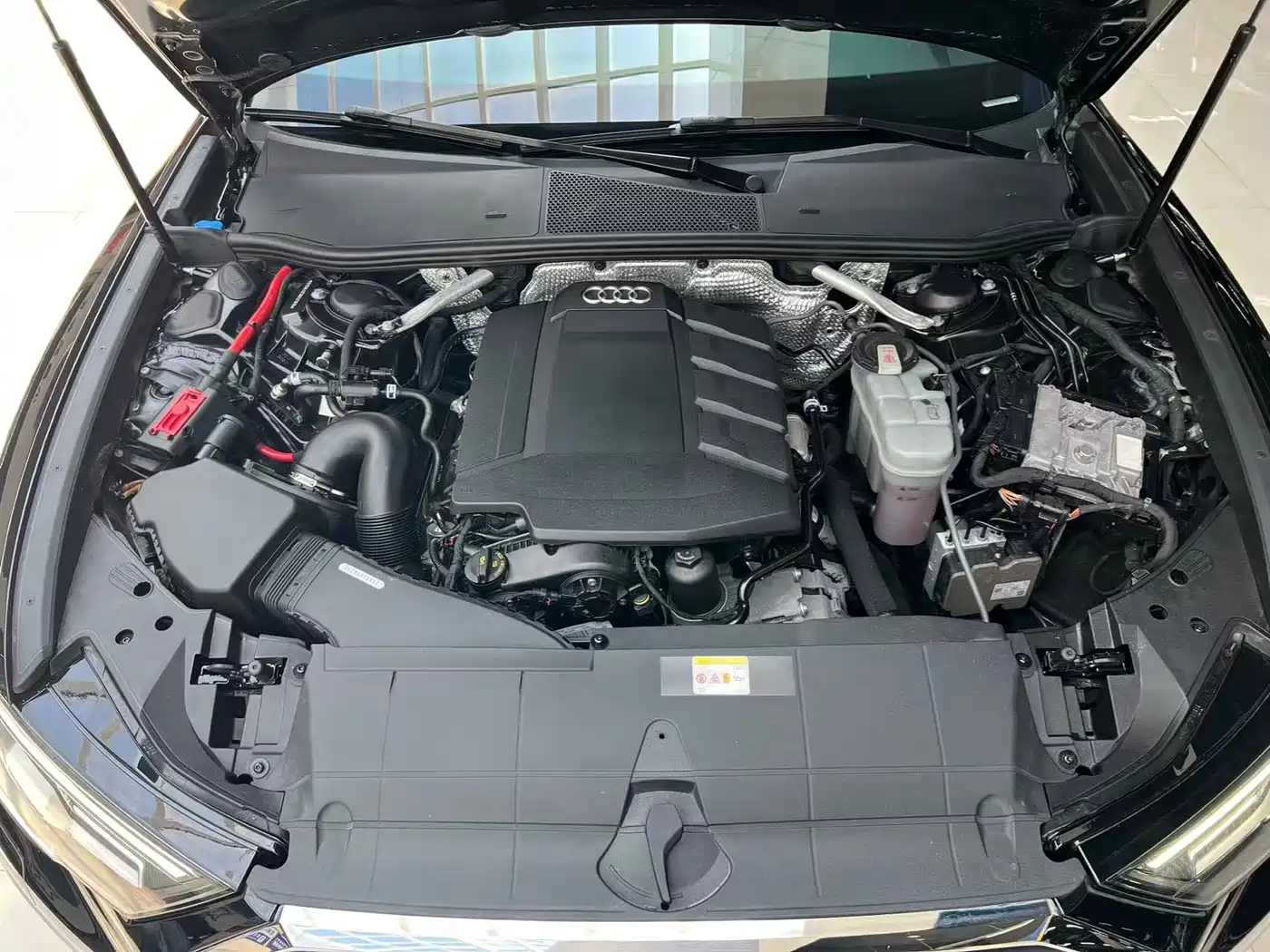 Audi A6L 2022 40 TFSI Luxury Dynamic фото 5